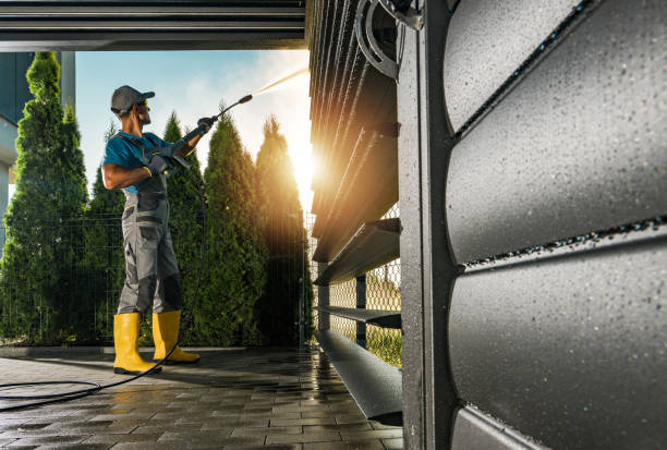 Why Choose Our Certified Pressure Washing Experts for Your Project Needs in Sunrise, FL?